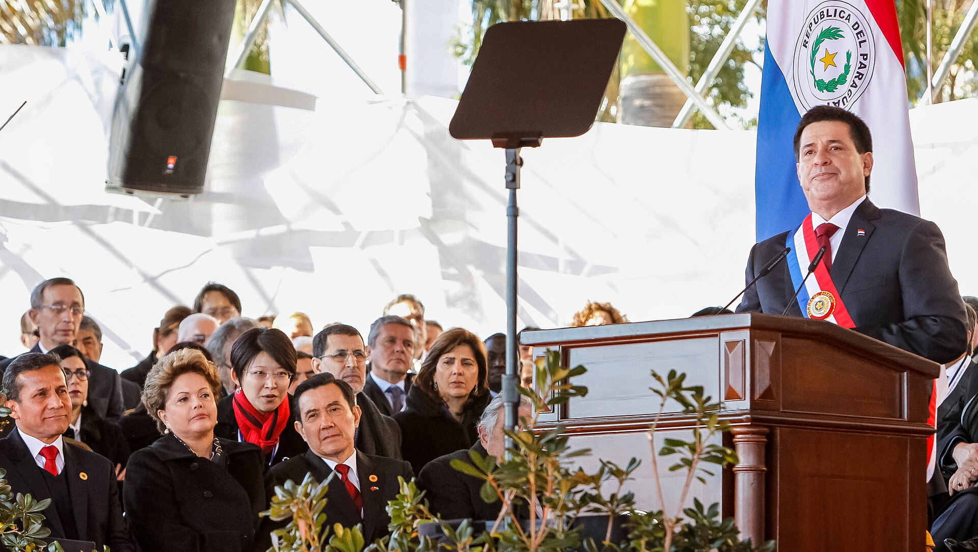 Estructura partidaria lista para elecciones, afirma "Bachi" tras encuentro con Cartes