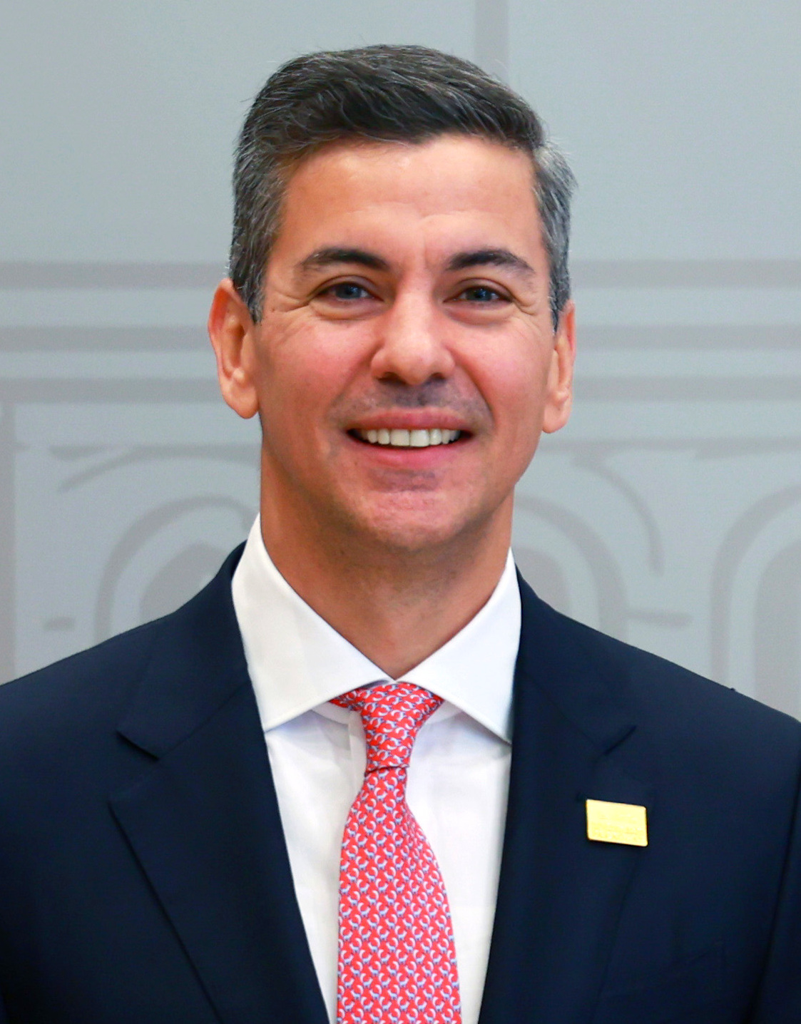 Gobernador promueve diálogo y apoya la descentralización de Peña