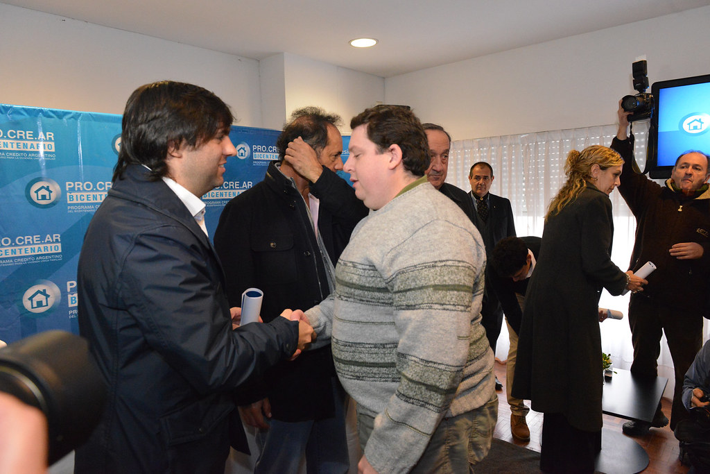 Oposición intensifica consultas para unidad en 2028